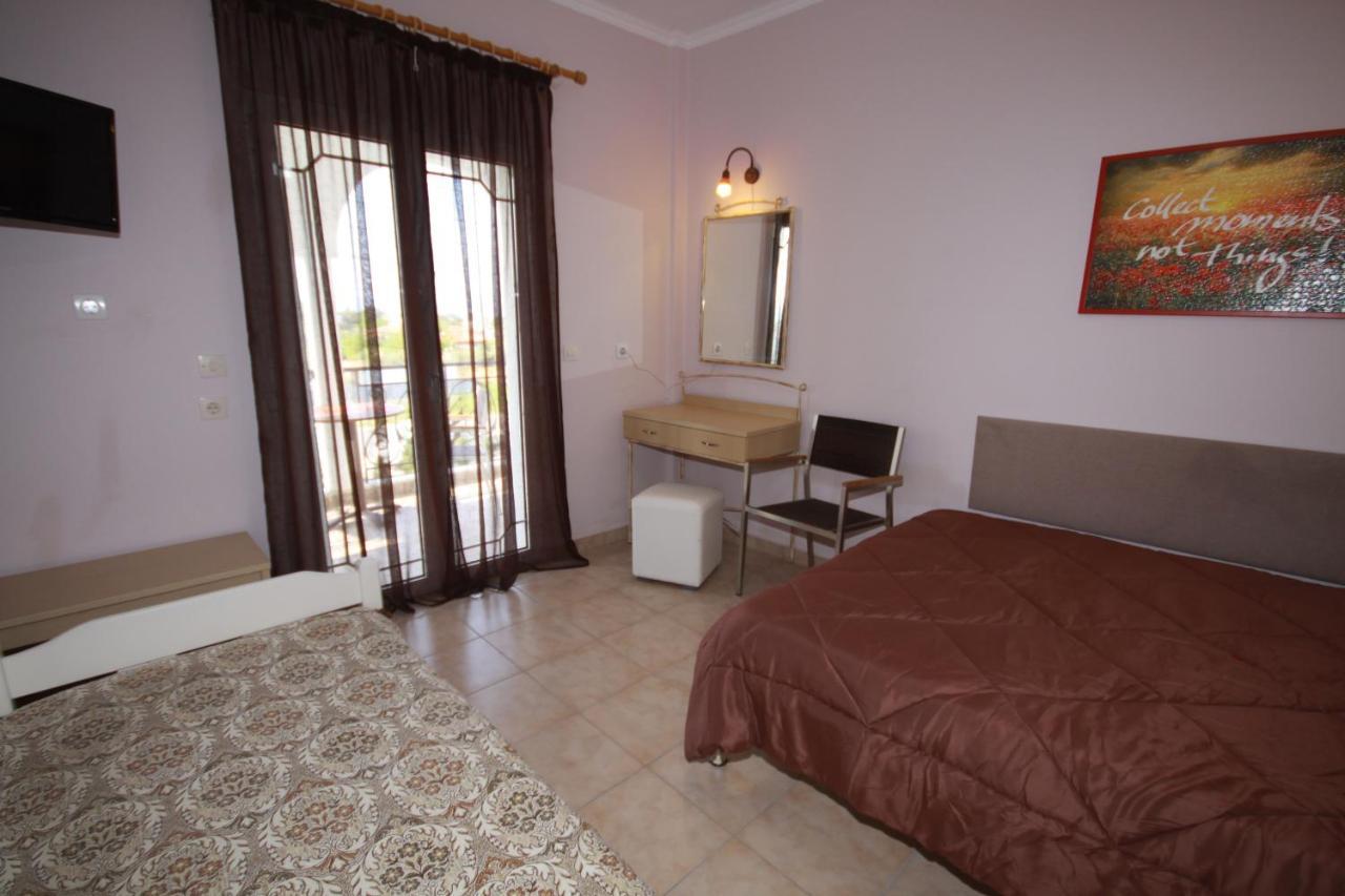 Zephyros Rooms Ormos Panagias Luaran gambar