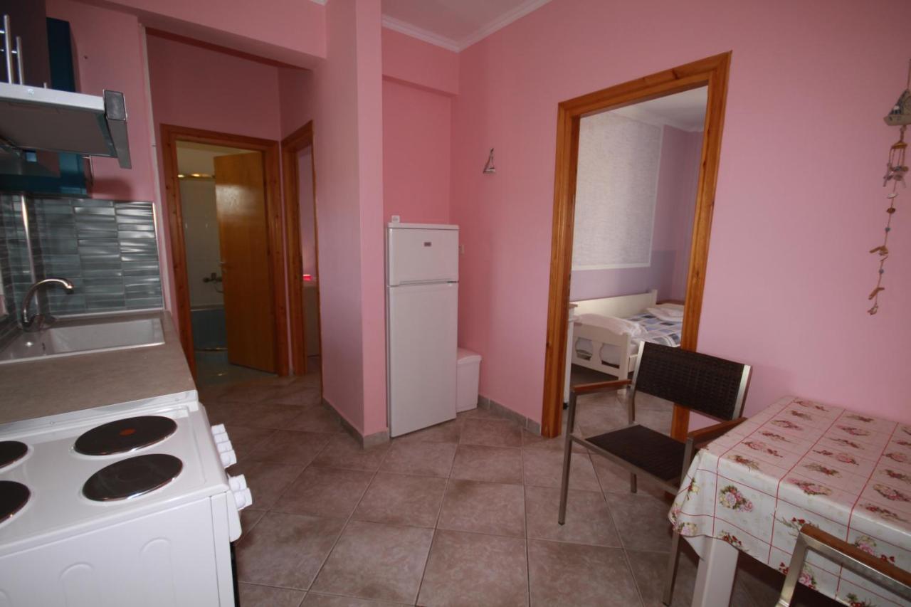 Zephyros Rooms Ormos Panagias Luaran gambar